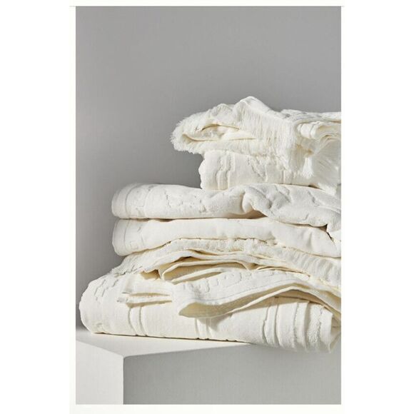 New Anthropologie Roseto Velour Towel Set of 2 Ivory - Picture 2 of 7